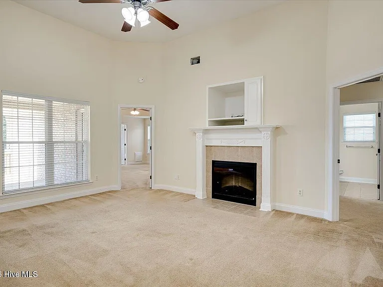 4552 Logans Way — Photo 4