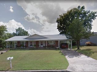 1802 Neihardt St #B, Branson, MO 65616