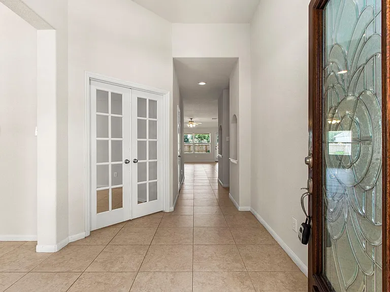 7710 Trail Holw — Photo 5