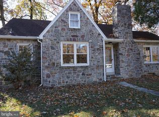 1066 Porters Rd, Spring Grove, PA 17362