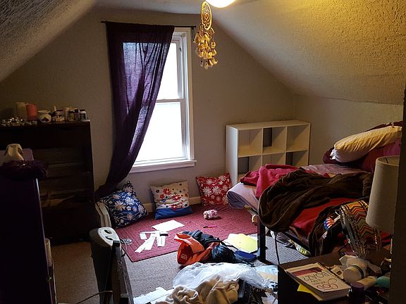 4th image of 1509 N Lorraine Ave