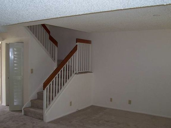 4th image of 1003 S University Dr