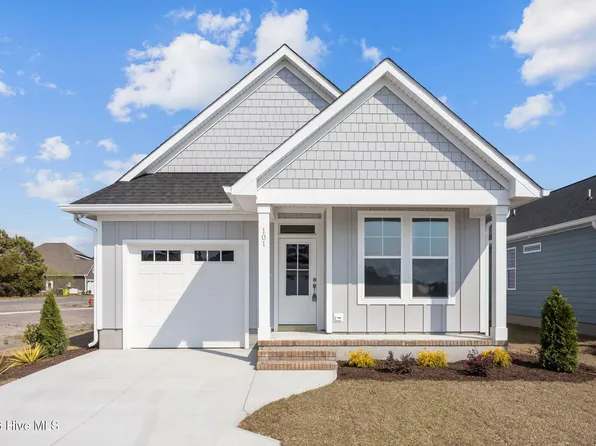 101 Golden Finch Drive, Beaufort, NC 28516