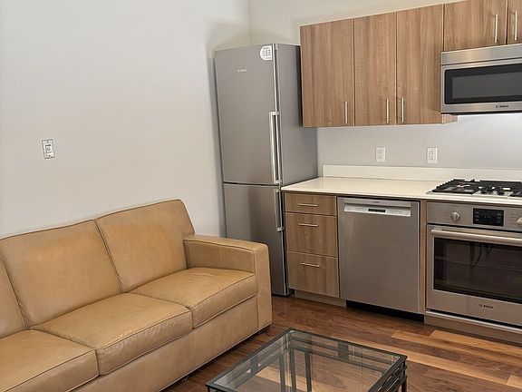 3rd image of 45 1st Ave #111