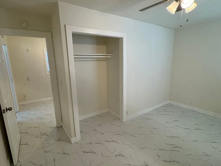 819 S Cypress Ave — Photo 40