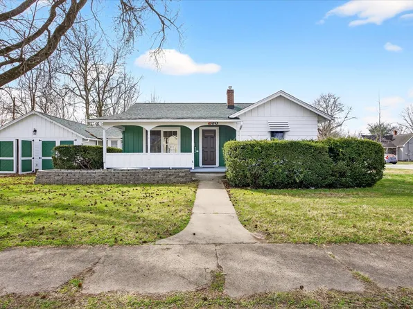 255 Harrah St, Worthington, IN 47471