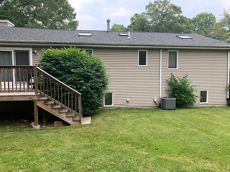 1115 Sherman Ave — Photo 40