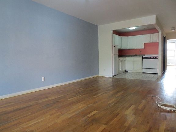 4th image of 205 Himrod St APT 17