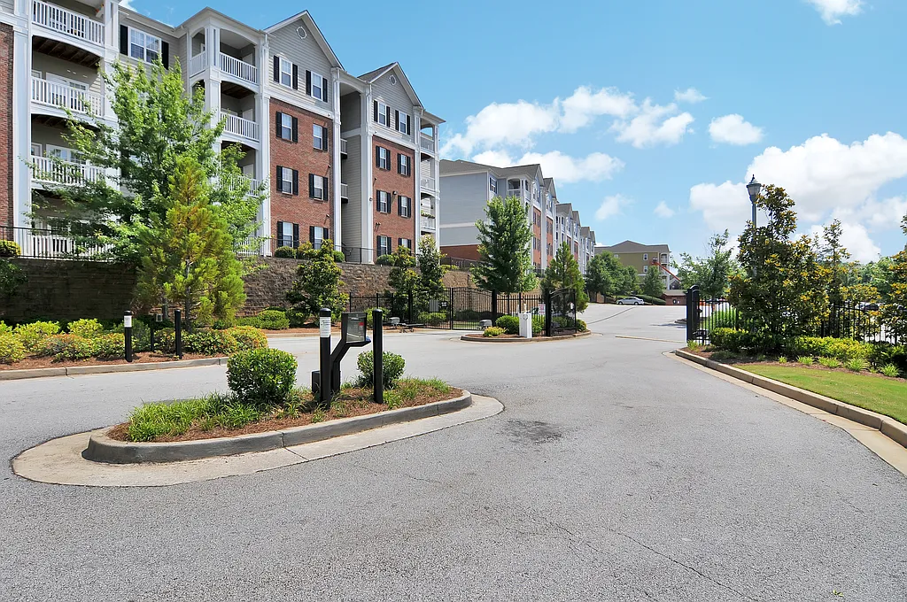 The Reserve at Ivy Creek Apartment Homes — Photo 2