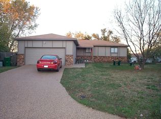 5740 E Kentford Cir, Wichita, KS 67220