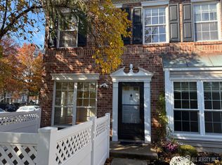 131 Albury Way, North Brunswick, NJ 08902