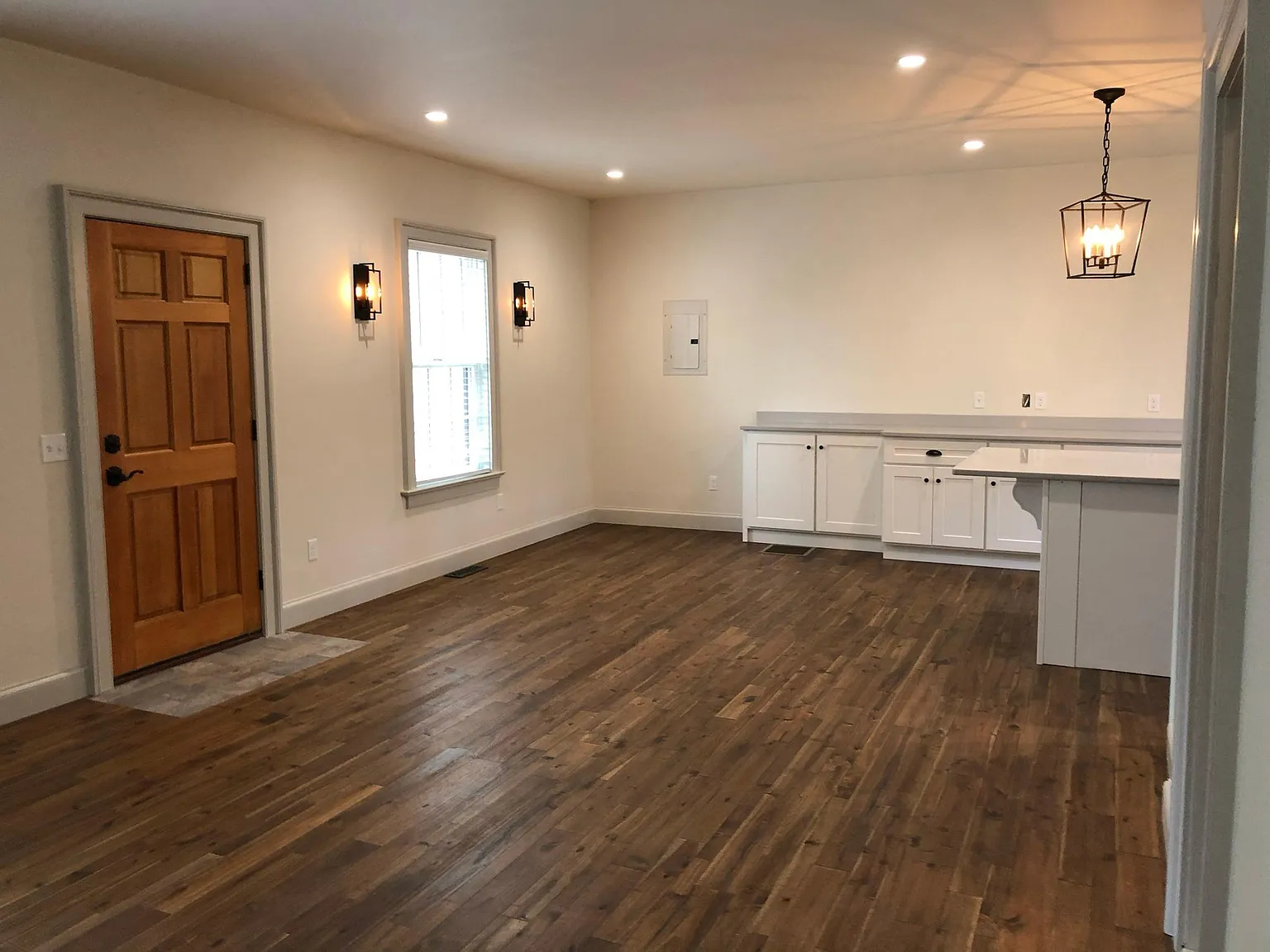 252 Water St — Photo 1