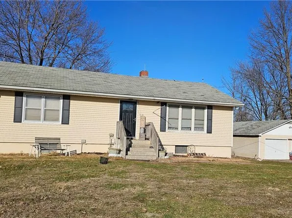 735 Linn St, Union Star, MO 64494