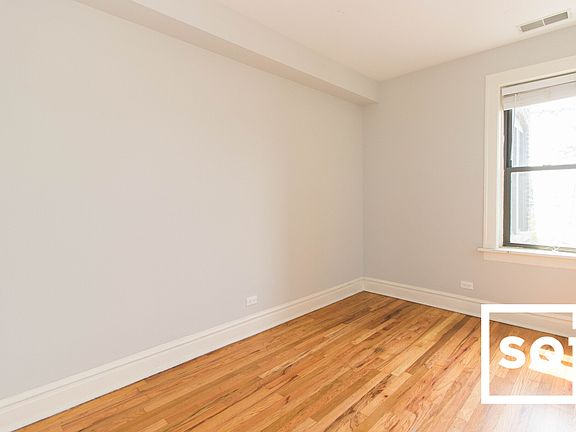 5th image of 2229 W Wilson Ave #22313