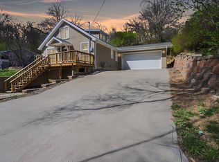 710 Elliott St, Council Bluffs, IA 51503