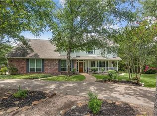 4613 Midsummer Ln, College Station, TX 77845