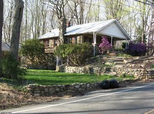 175 Weldon Rd, Lake Hopatcong, NJ 07849