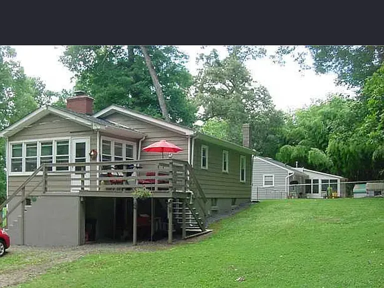 6326 Hickory Rd — Photo 2