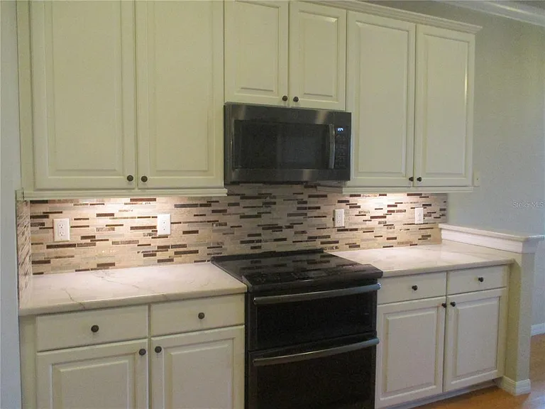 1368 Emerald Dunes Dr #20 — Photo 6