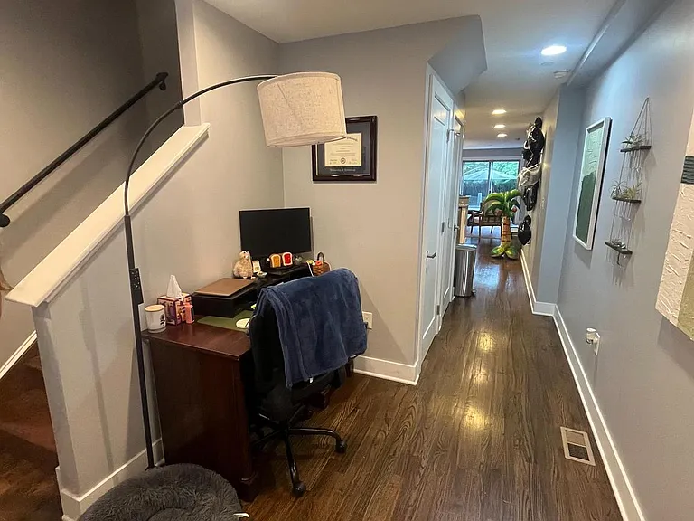 1824 Poplar St #1 — Photo 17