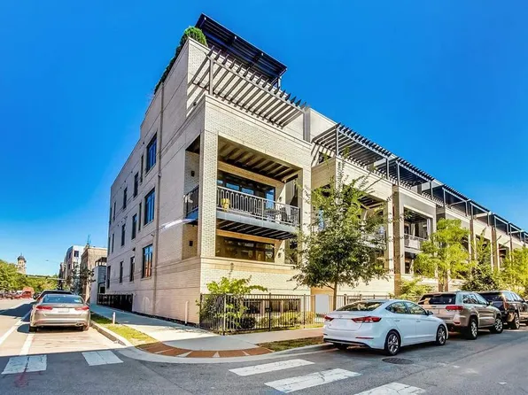 1370 W Walton St #1W, Chicago, IL 60642