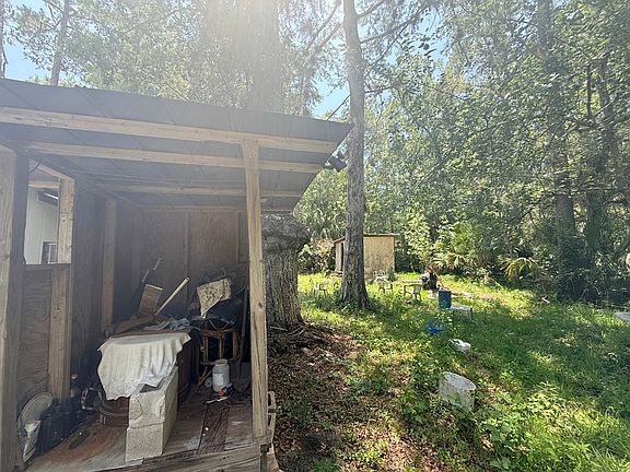 3rd image of 15411 NW 42nd Ln