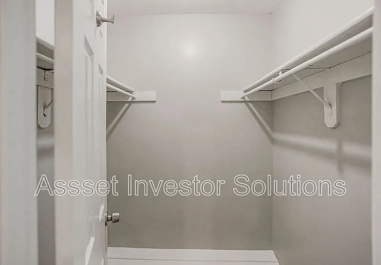 11109 Delmar Ct — Photo 22