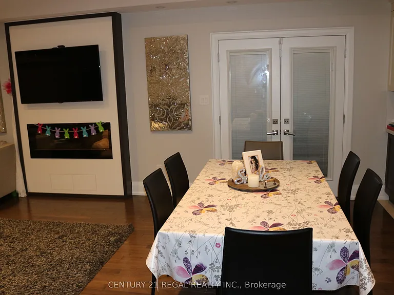 18 Rowse Cres — Photo 3