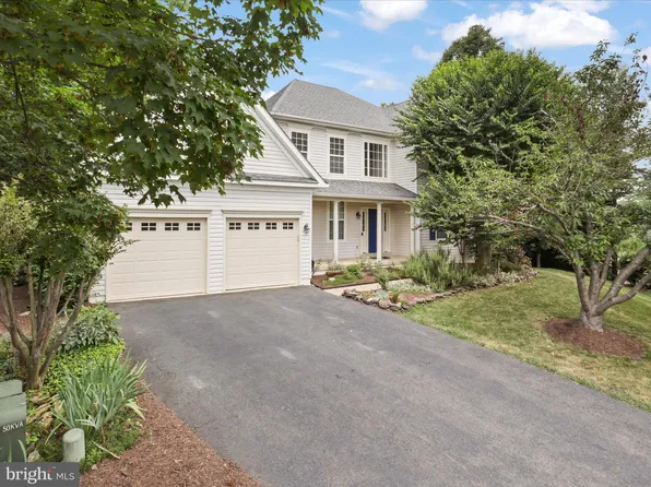 817 Duncan Pl SE, Leesburg, VA 20175