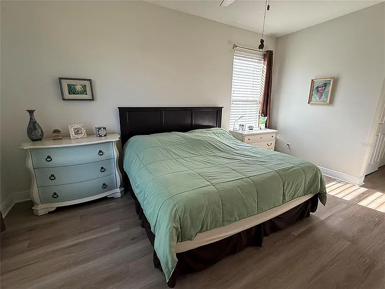 352 Laurel Falls Dr — Photo 29