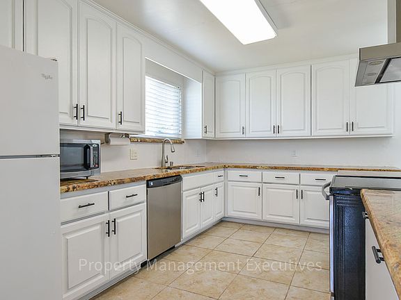 5th image of 6617 Preece Ct
