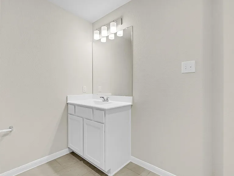 5606 Hyde Park Dr — Photo 23