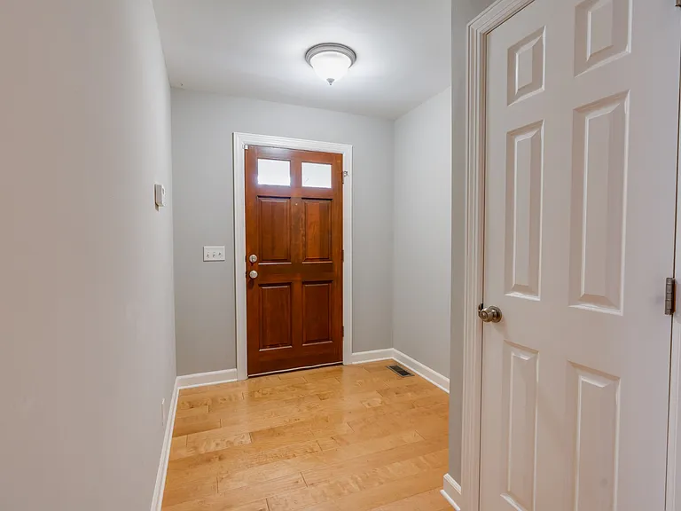 518 Acklen Park Dr — Photo 4
