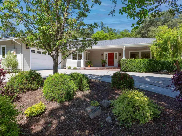 34 Don Gabriel Way, Orinda, CA 94563