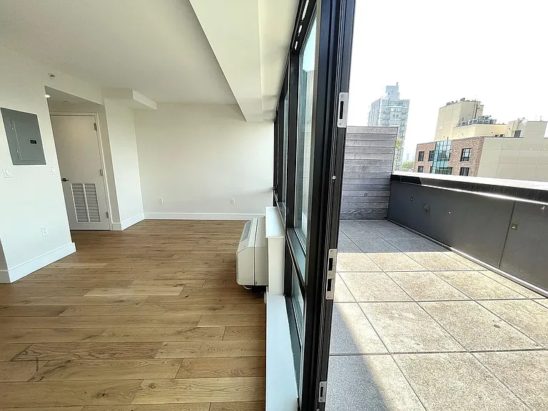 504 Myrtle Ave #7B — Photo 10