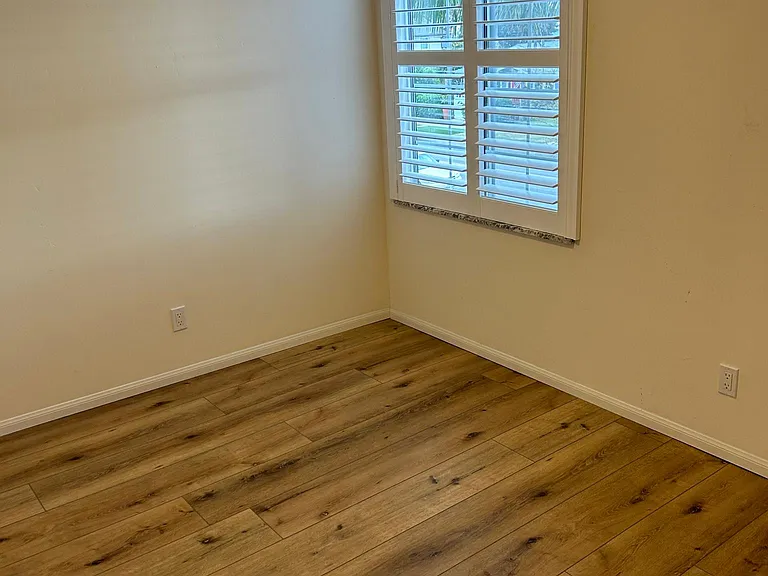 504 S Ditmar St — Photo 15