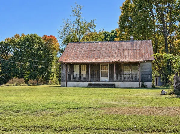 46 Seay Ln, Erin, TN 37061