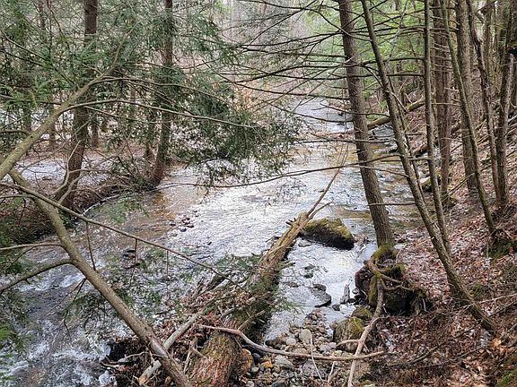 2nd image of 2041 East Road