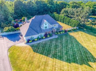 465 Ridge Rd, Campbell Hall, NY 10916