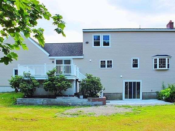 2nd image of 32 Jordan Dr