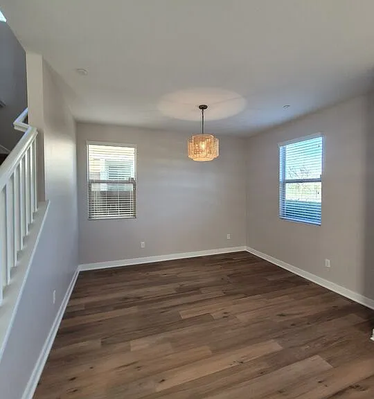 383 Silktree Ave — Photo 25