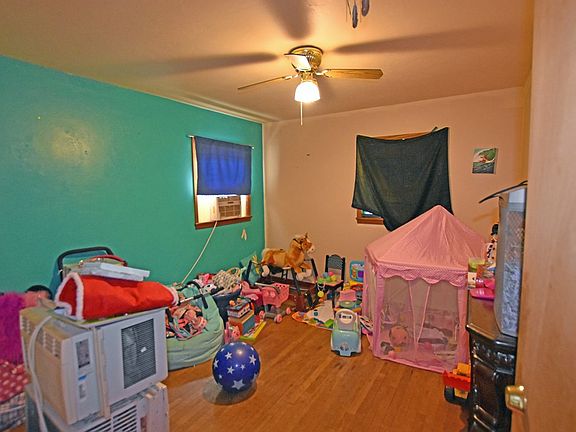 4th image of 3824 Melody Ln