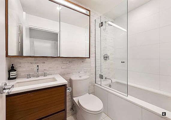 4th image of 301 W 53rd St APT 5C
