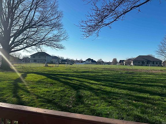4th image of 7801 W Vern Dr