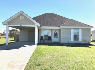 201 Country Living Dr, Lafayette, LA 70507
