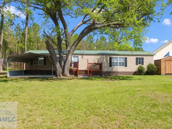 514 Walker Ln, Baxley, GA 31513