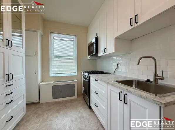 2003 Commonwealth Ave, Brighton, MA