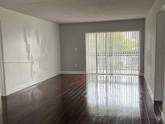 3rd image of 731 N Pine Island Rd APT 306