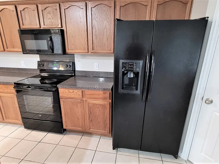 3408 Columbus St — Photo 10