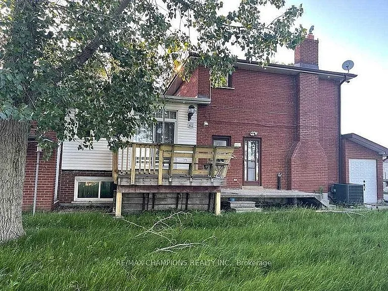 13869 Airport Rd — Photo 21